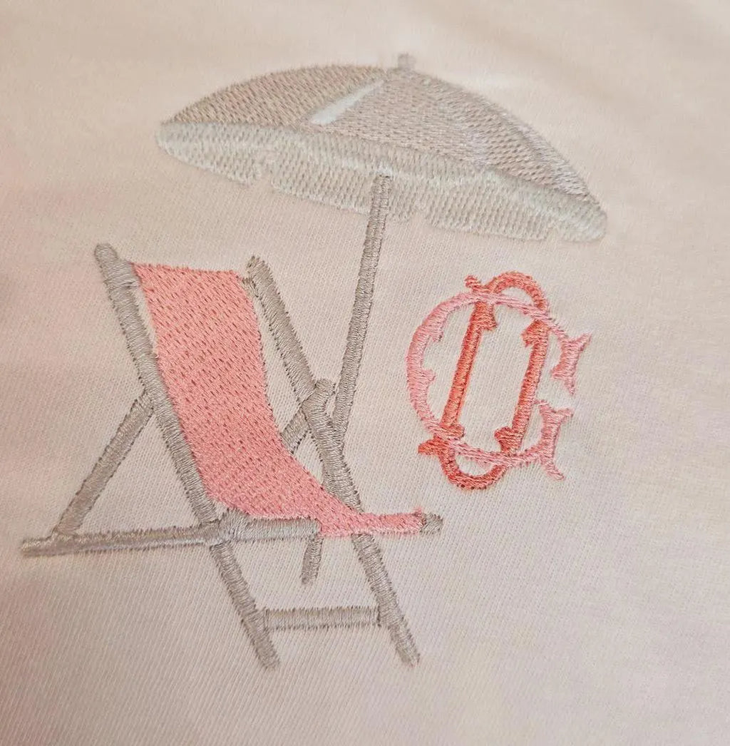 Beach Lounge Chair Embroidery Design: 9 File Formats (Digital Download)